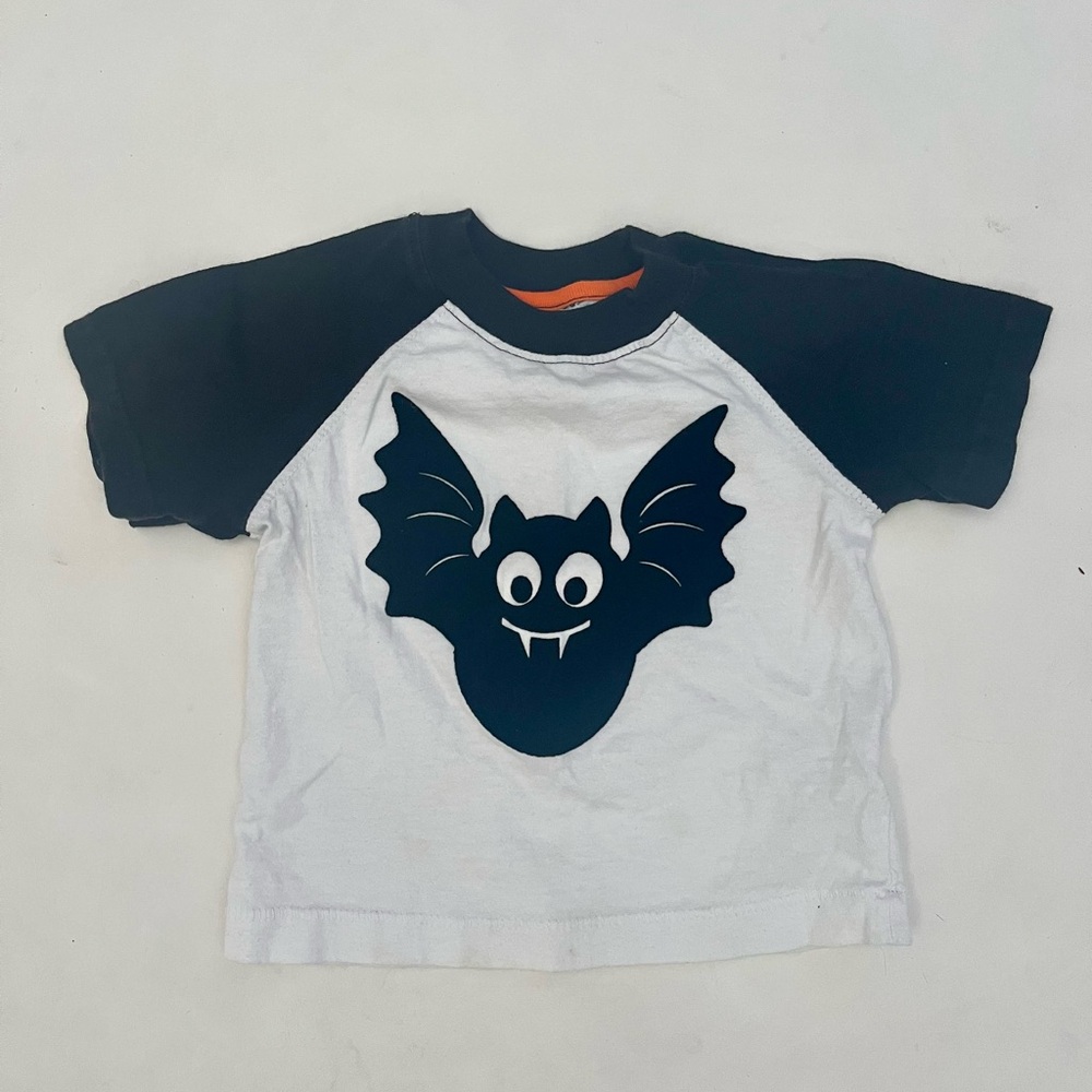 🦇Bat Shirt🦇 toddler size 2T